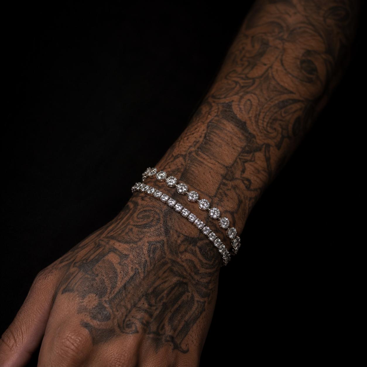 BRACCIALI